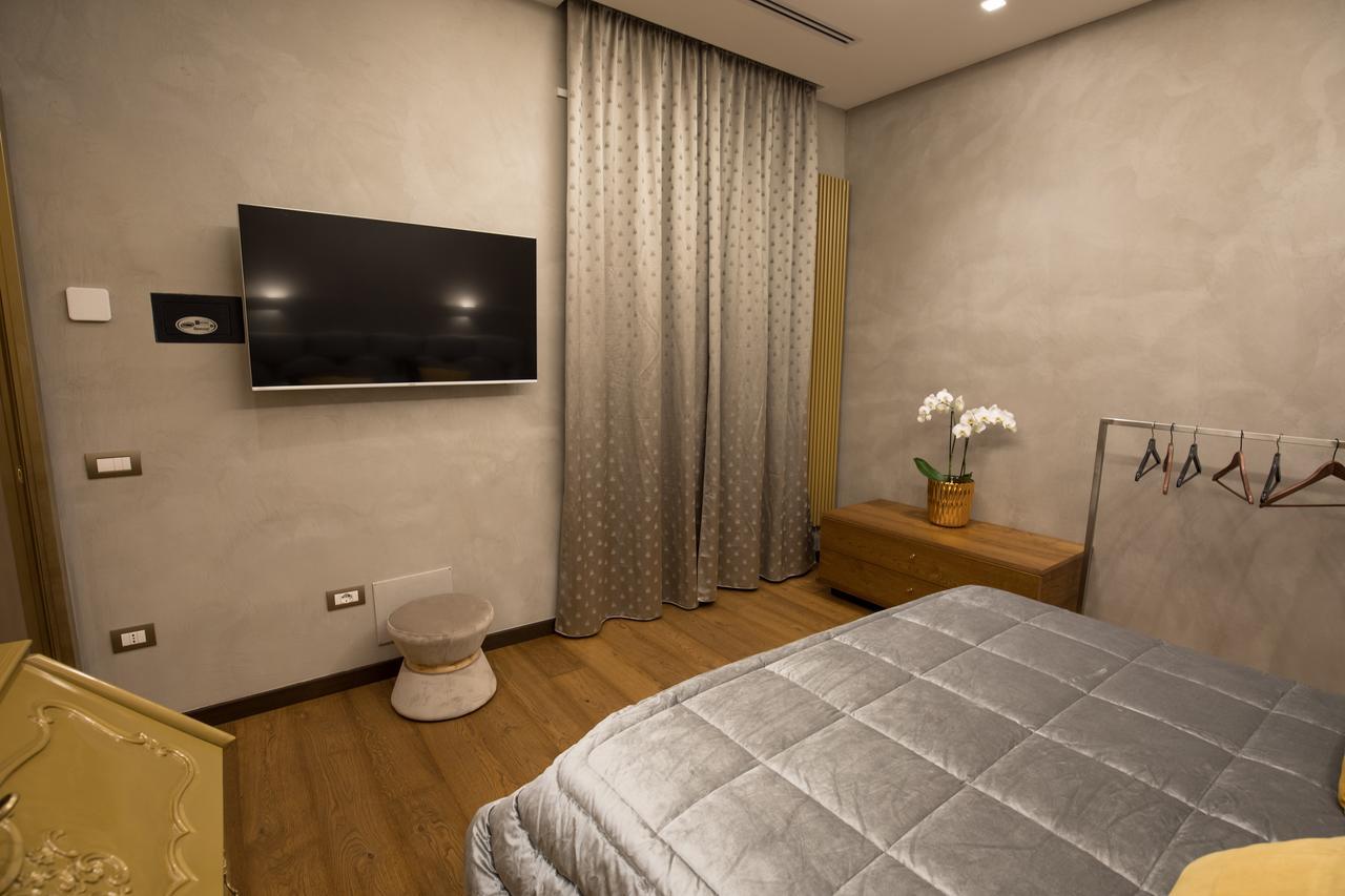 Civico Cinque Home Luxury Apartment Salerno Exterior photo